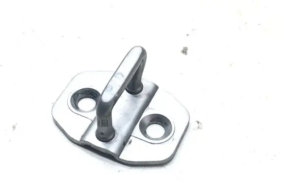 Mercedes-Benz B W246 W242 Rear door lock loop/hook striker 11000049B