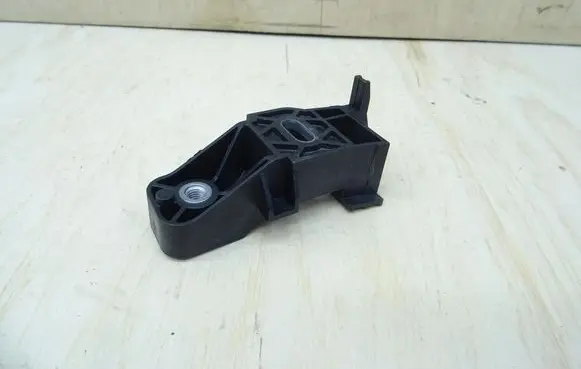 Audi Q8 Front bumper mounting bracket