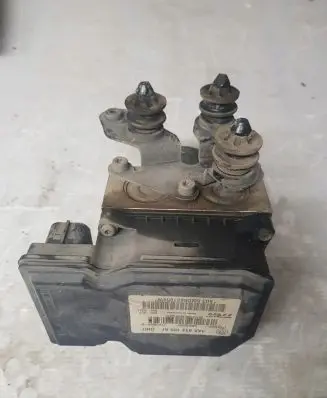Volkswagen PASSAT B7 ABS Pump 3AA614109AF