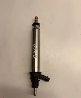 Mercedes-Benz C W204 Fuel injector A2780700687
