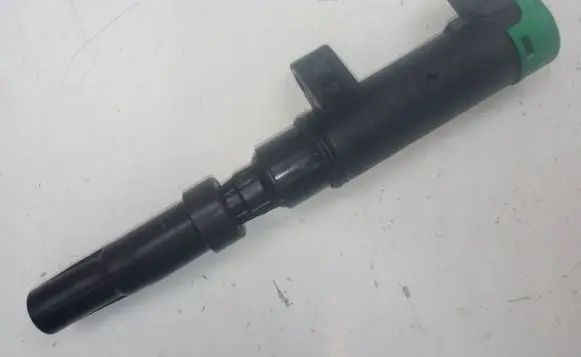 Renault Scenic II - Grand scenic II High voltage ignition coil VALEO21603121-9