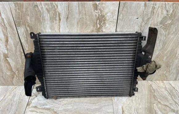 Jaguar XJ X351 Intercooler radiator CW939L440AB 19313837B