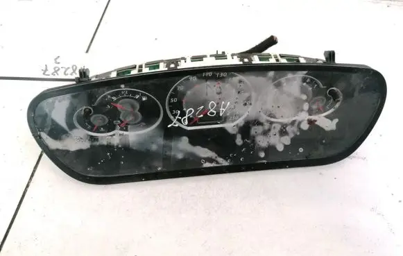 Citroen C5 Speedometer (instrument cluster) 9655608780 50300088020402