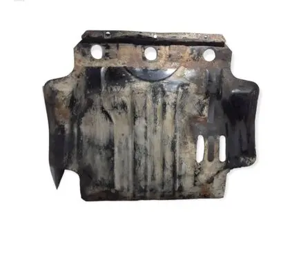 Mitsubishi Pajero Engine splash shield/under tray