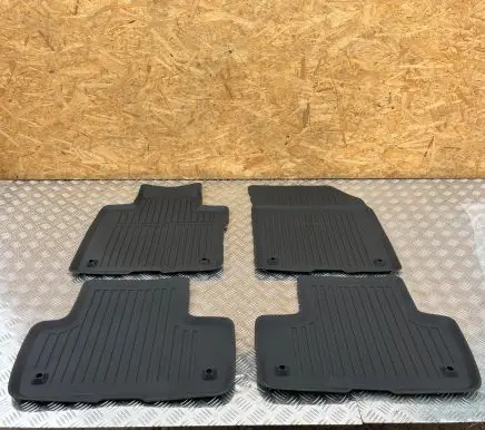 Volvo XC60 Car floor mat set 32357460
