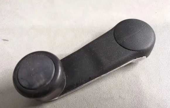 Audi 80 90 S2 B4 Tailgate glass/window release handle 