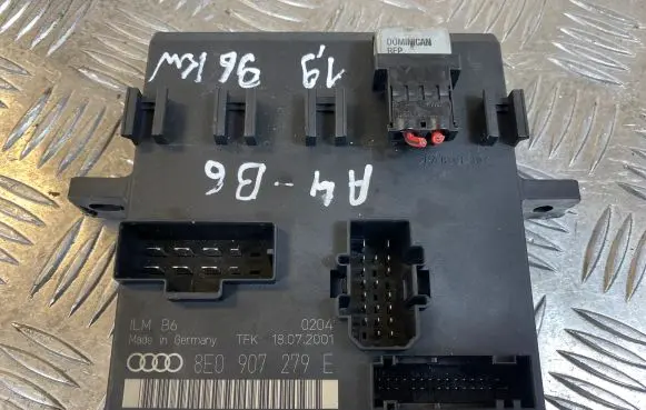 Audi A4 S4 B6 8E 8H Comfort/convenience module 8E0907279E