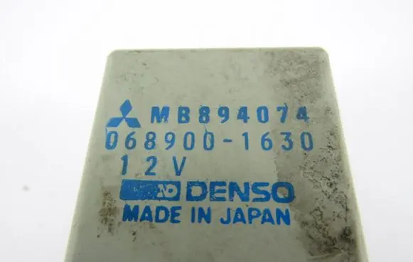 Mitsubishi Pajero Other relay MB894074