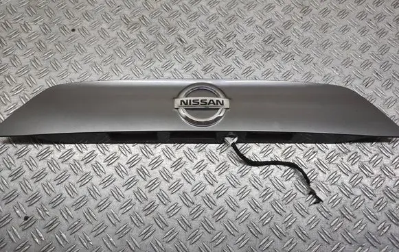 Nissan Qashqai Trunk door license plate light bar 908104ESXX 908104EUXX 908104ETXX