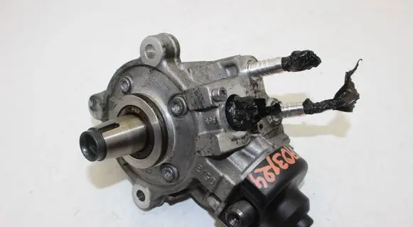 BMW 3 F30 F35 F31 Fuel injection high pressure pump 7823452 0445010519 140219