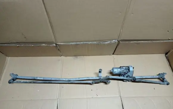 Peugeot 308 Front wiper linkage and motor 3397021099 0390241869