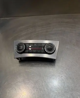 Mercedes-Benz C W203 Climate control unit A2038301985 9140010523