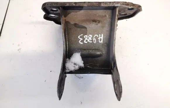 Opel Meriva A Front bumper mounting bracket