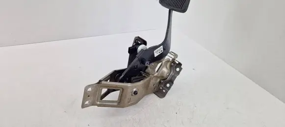 Chevrolet Camaro Brake pedal 22873598