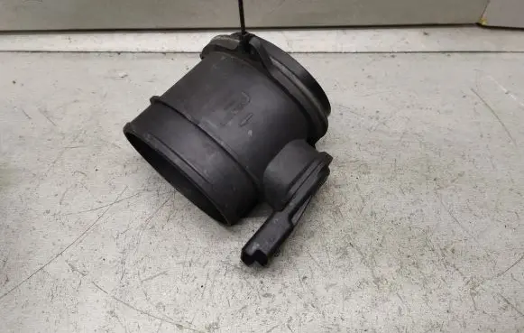 Peugeot 407 Mass air flow meter 9650010780