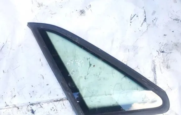 Volkswagen PASSAT B4 Rear side window
