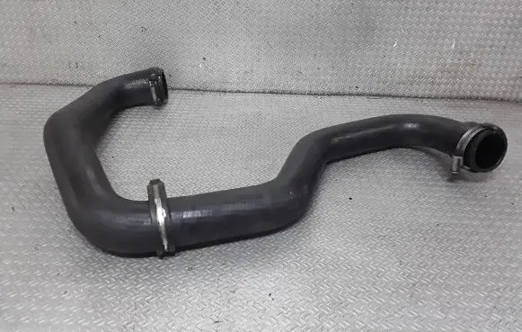 Opel Vivaro Intercooler hose/pipe
