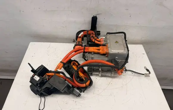 Dacia Spring Voltage converter inverter SPRPRZET1 296054750R