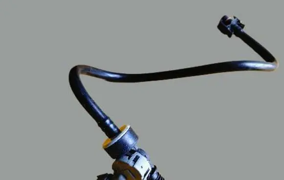Renault Master III Brake vacuum hose/pipe 