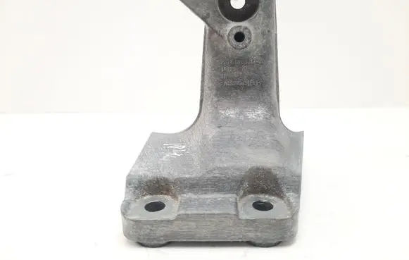 BMW 1 F20 F21 Engine mounting bracket 6788612 2211678861202