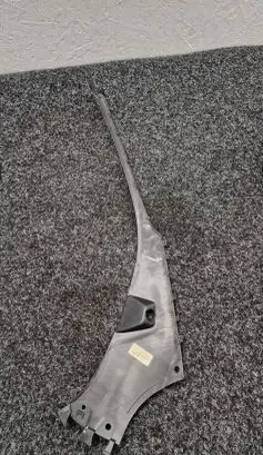 Porsche Macan (95B) Under headlight/headlamp trim 95B807173A