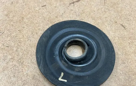 BMW 3 E46 Front coil spring rubber mount 33531136385 1136385
