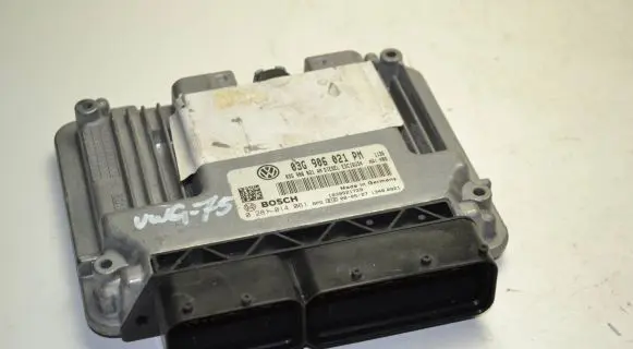 Volkswagen Golf V Engine control unit/module 03G906021AN 0281014061 03G906021PM