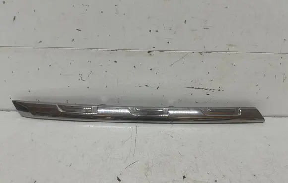 Renault Trafic III (X82) Front bumper upper radiator grill 623865168R