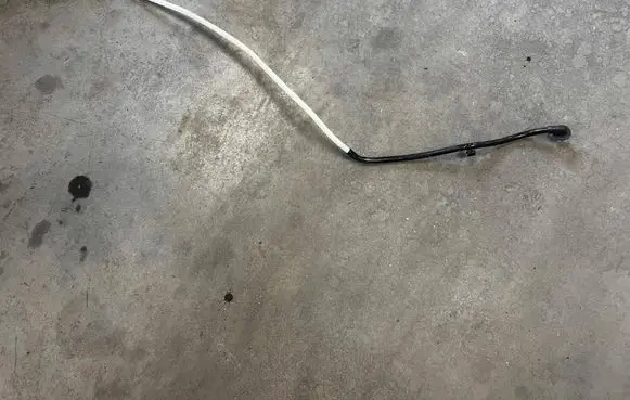 Ford Explorer VI Water drain line hose LB5BS501A94AA