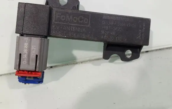 Ford Galaxy Antenna control unit A321011006