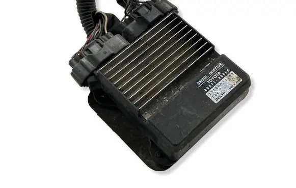 Toyota Corolla Verso E121 Fuel injection control unit/module 8987120050 1310001260