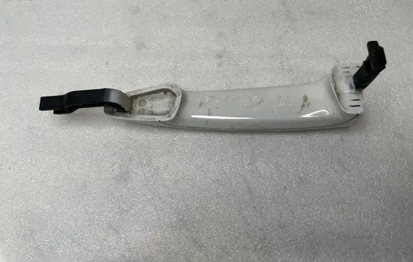 BMW X5 E70 Front door exterior handle 7207694