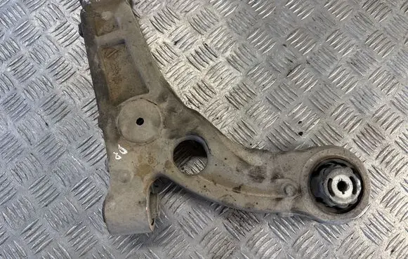 Jeep Cherokee Front lower control arm/wishbone