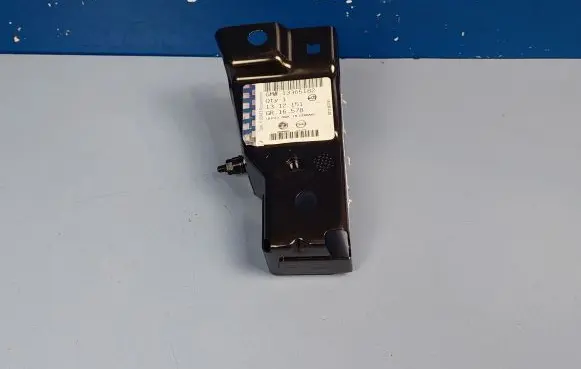 Opel Zafira C Headlight/headlamp mounting bracket 13365182