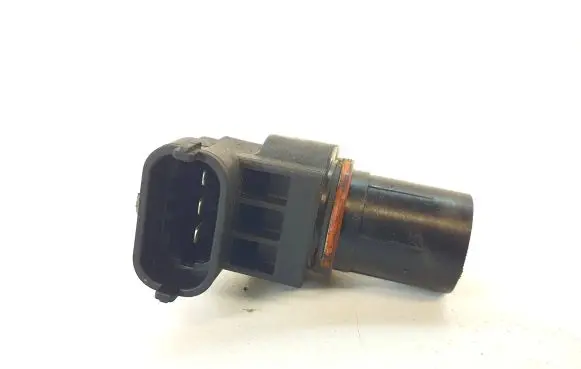 Mercedes-Benz ML W164 Camshaft position sensor A0051531328 0053 082T06
