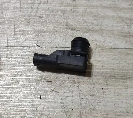 Mercedes-Benz CLA C117 X117 W117 Air pressure sensor A0065422518 1803063B23