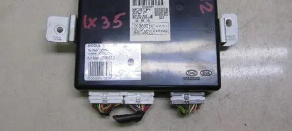 Hyundai ix35 BSM Control unit 954002Y572