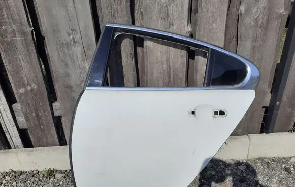 Jaguar XF Rear door