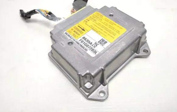 Mitsubishi ASX Airbag control unit/module 8635A215 F01G07203L