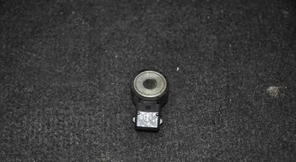 BMW Z4 E89 Detonation knock sensor 7598861