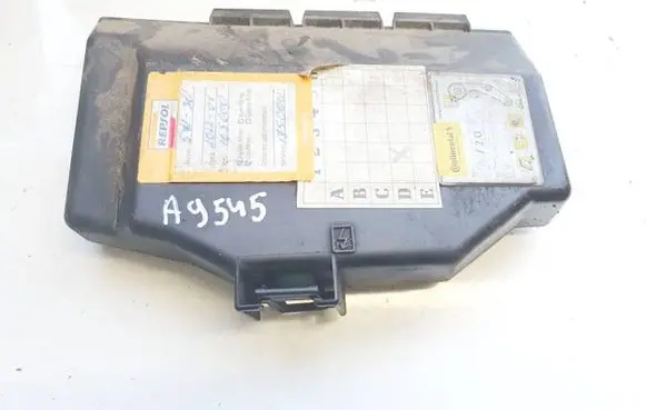 Renault Megane I Fuse box cover 7703297190
