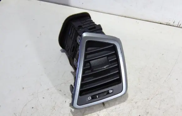 Hyundai Tucson TL Dashboard side air vent grill/cover trim 97490-D7000