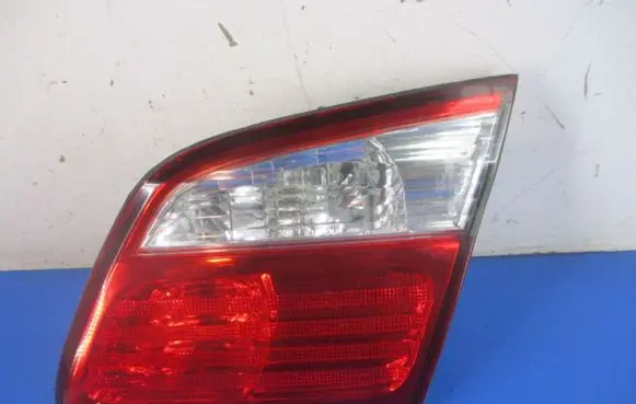 Nissan Maxima Rear/tail lights