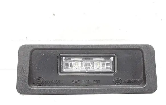 Volvo V40 Number plate light 31352526