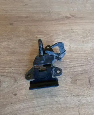 Audi A3 S3 8L Engine bonnet (hood) release handle 