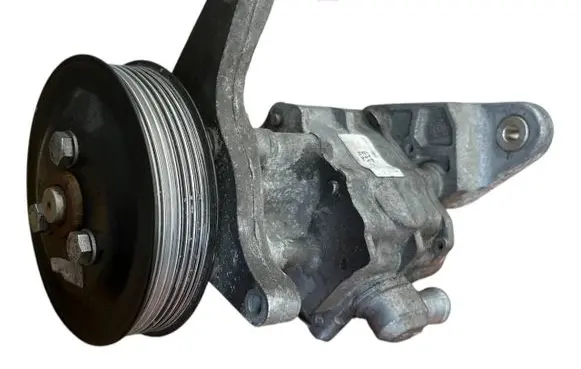 BMW X5 E70 Power steering pump 679646204 5002445