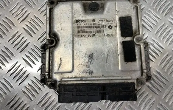 Chrysler Grand Voyager IV Engine control unit/module P04727661AC 28SA5130 0281010290