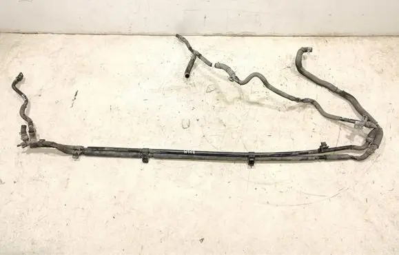 Engine coolant pipe/hose