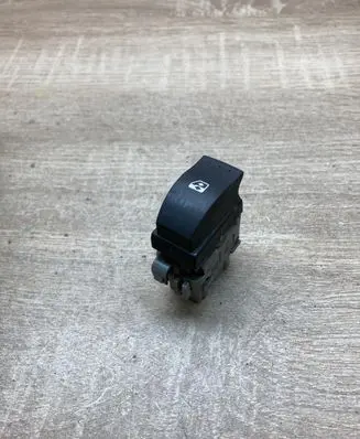 Renault Laguna I Electric window control switch 28082