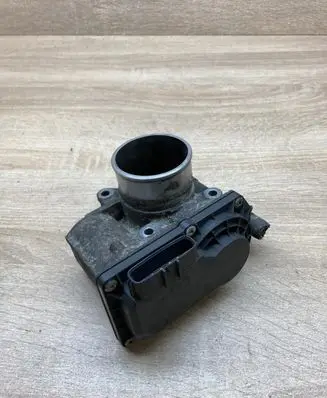 Mazda 6 Throttle valve RF7J136B0C